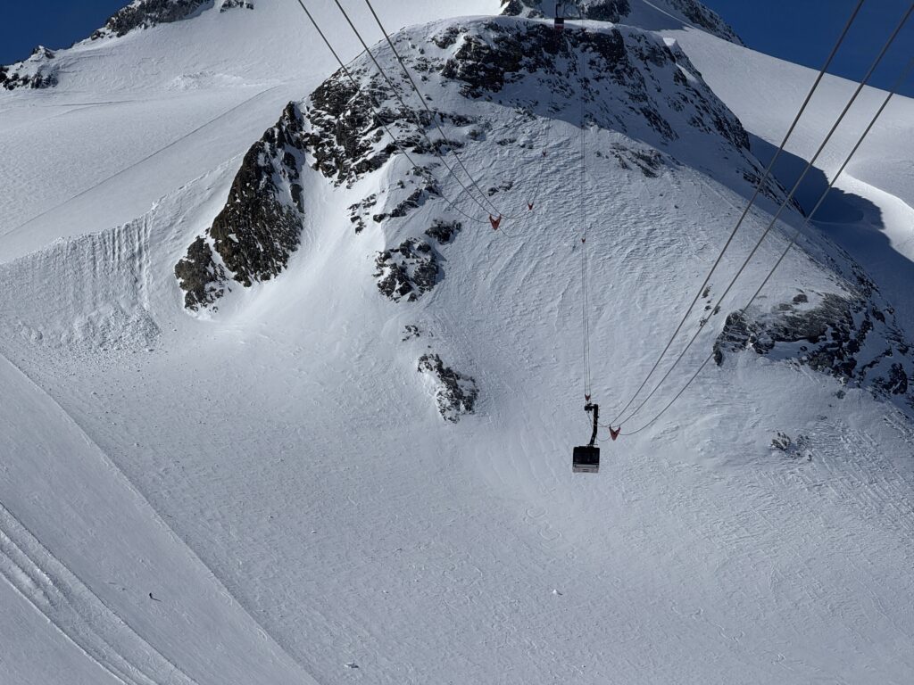 Seilbahn zur Grande Motte